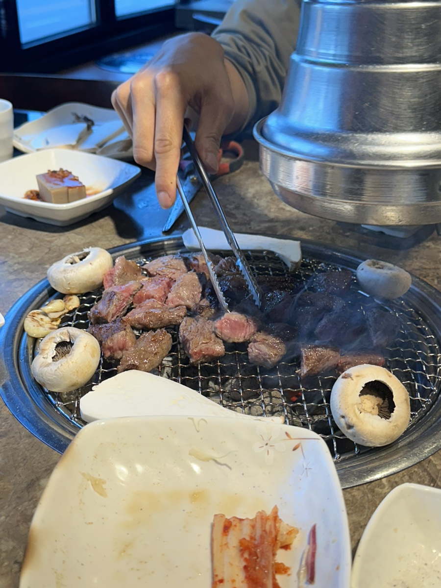참고깃간직영정육식당 사진 5