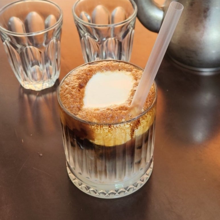 코너 커피(Corner Coffee) 이미지