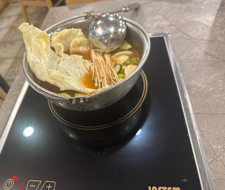 행복한고기한상 이미지