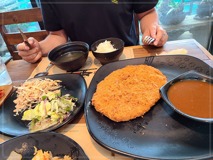 산방산흑돼지 이미지