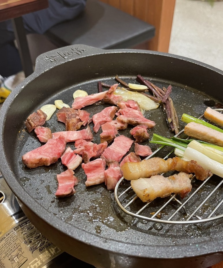 어거스트썬 이미지