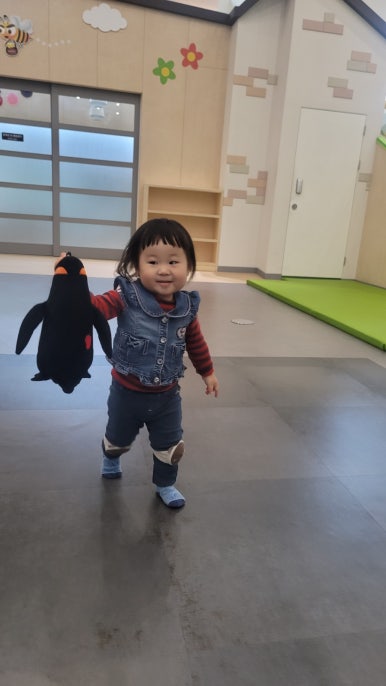 펭귄노래연습장 이미지