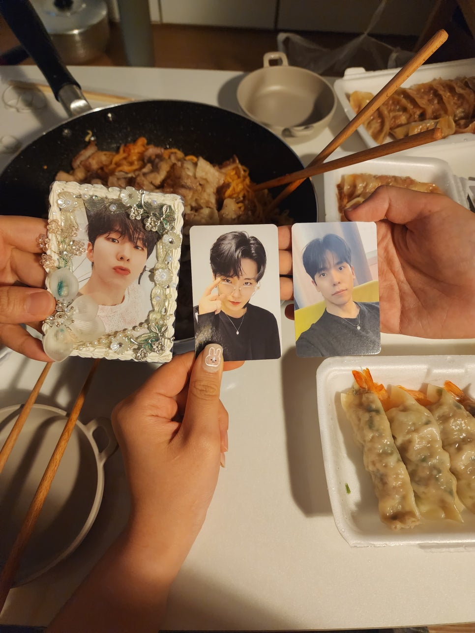 알밤이네로 이미지