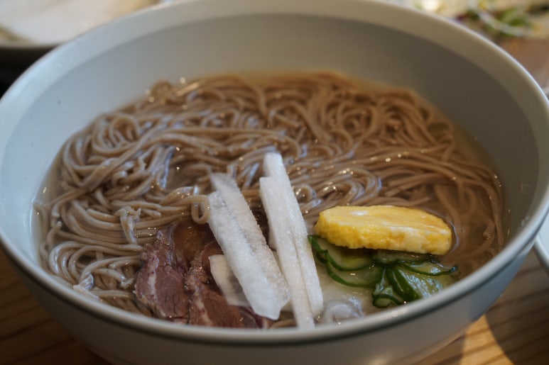 옥냉면 이미지