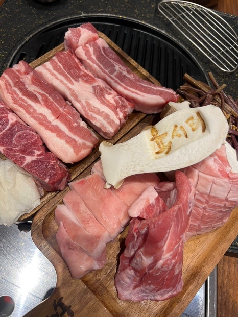 육시리커낼에비뉴점 이미지