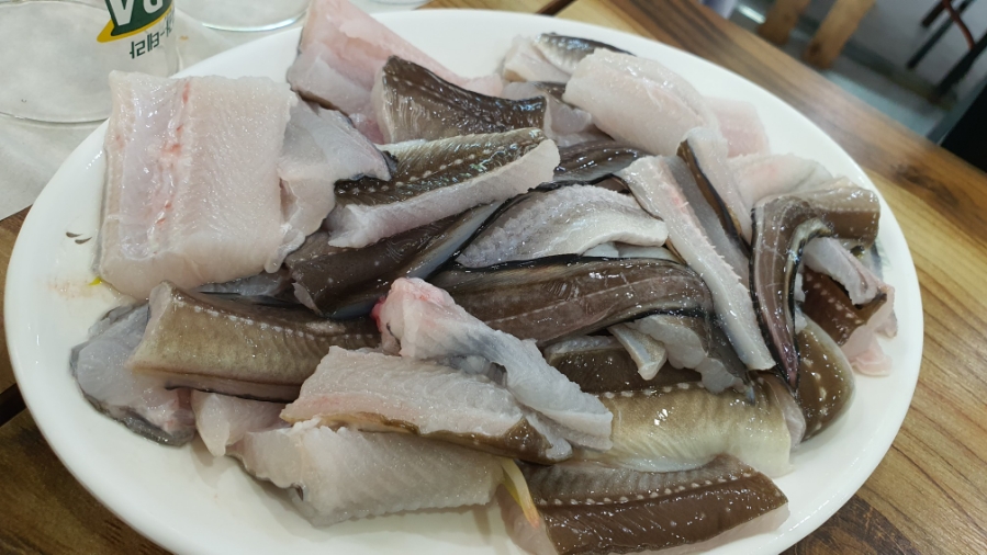 유자집장어구이 이미지