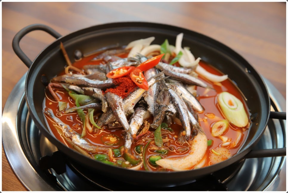 삼돌집 이미지
