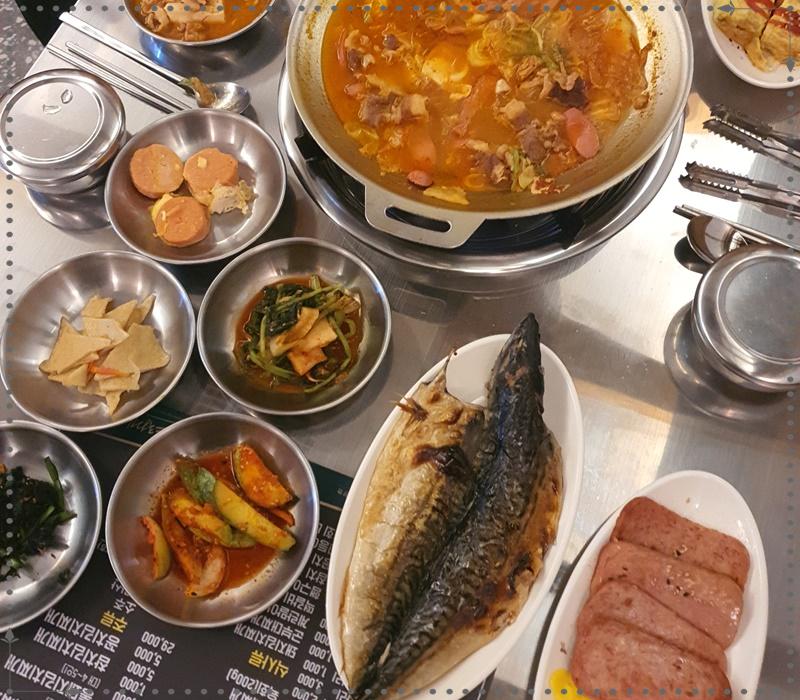 돌쇠 솥뚜껑 이미지