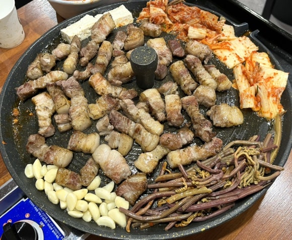 연탄초벌 솥뚜삼 이미지