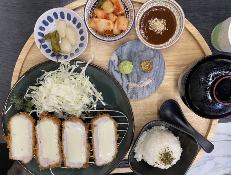 루카츠 이미지