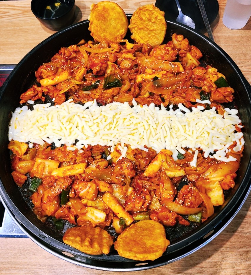 홍춘천치즈닭갈비마들역점 이미지