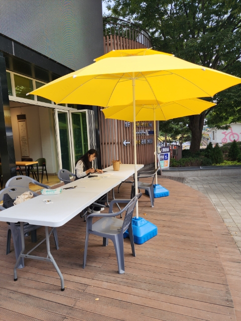 광장카페 이미지
