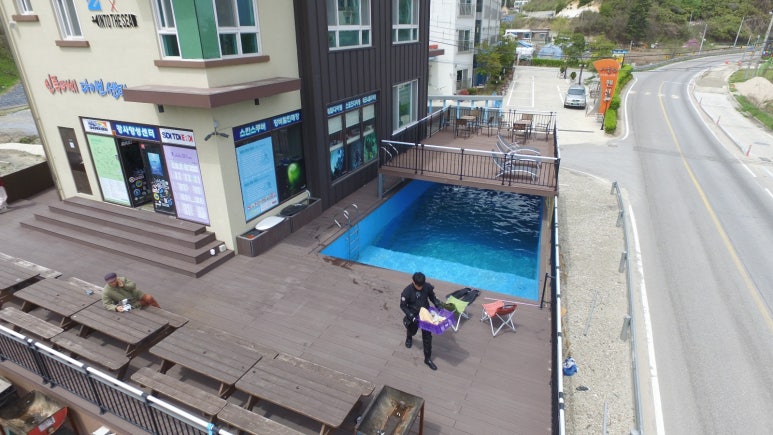바닷가펜션 이미지
