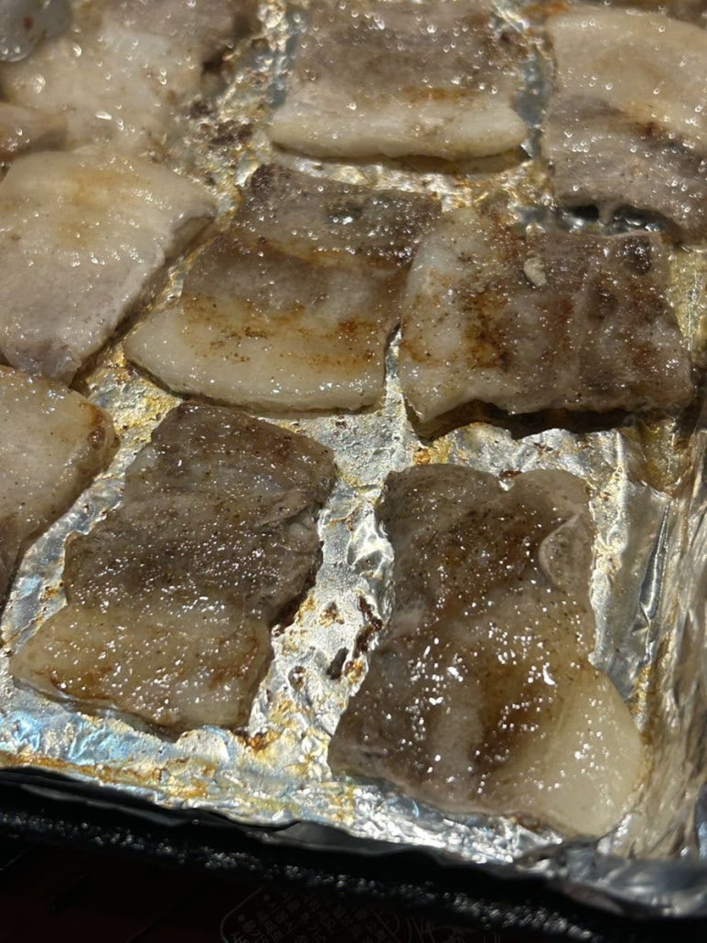 욱이네식당 이미지