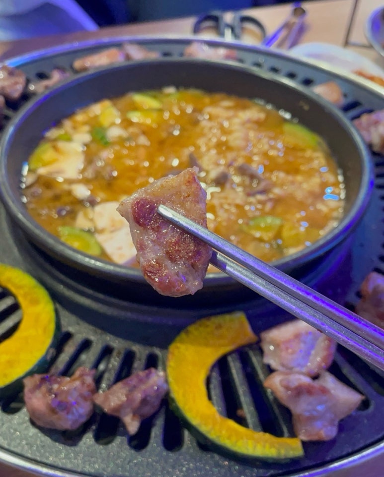 유쾌한뒷고기 이미지