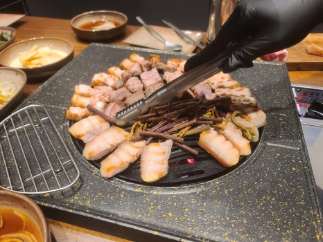 육시리커낼에비뉴점 이미지