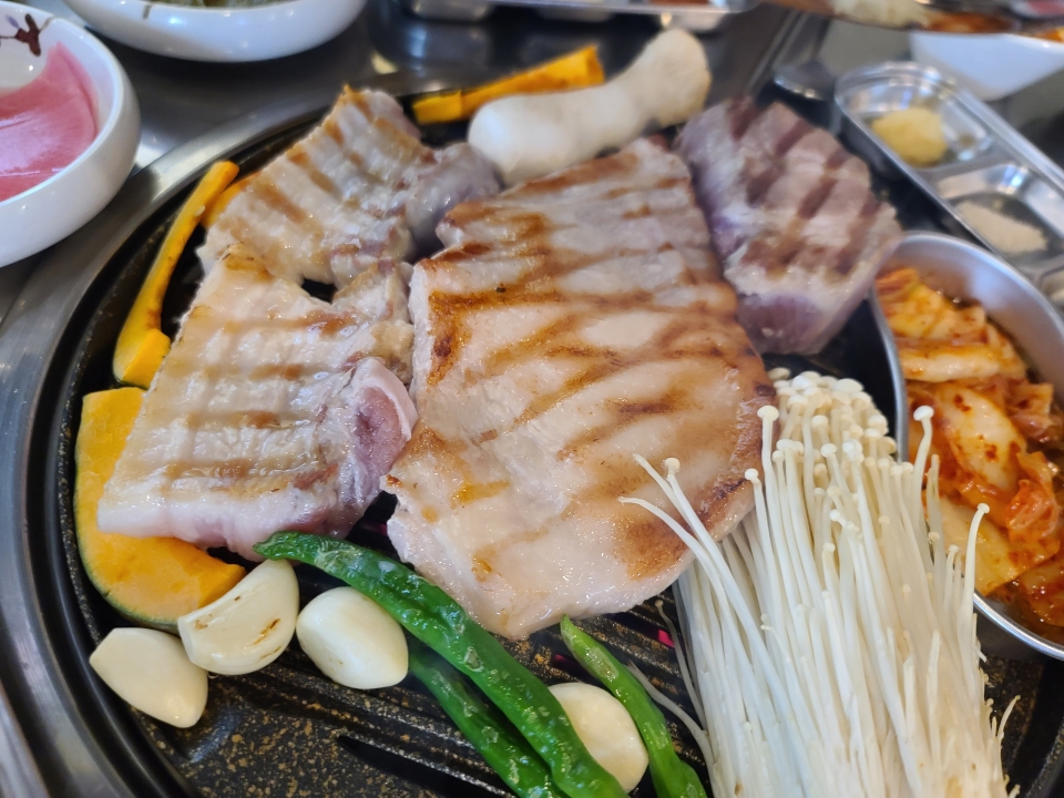 돈구어 이미지