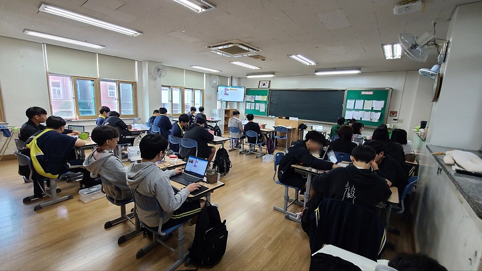 광주동명중학교 이미지