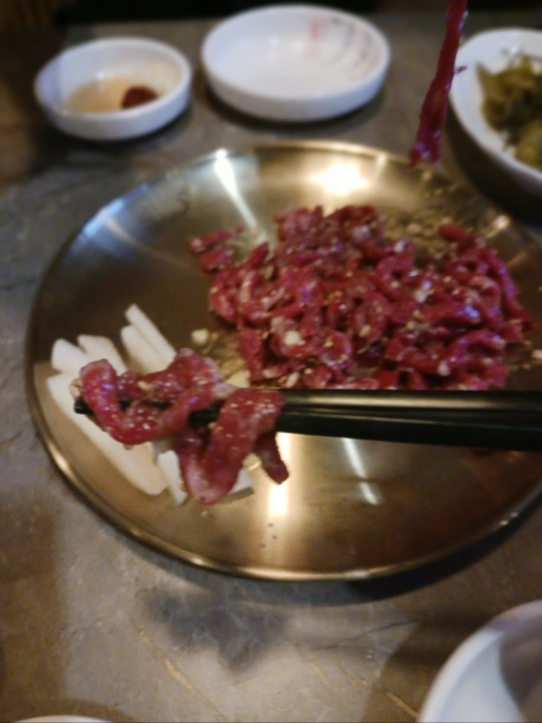 야당뭉티기 이미지
