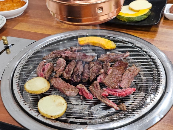 정담한우한돈 이미지