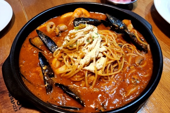 라라코스트송탄점 이미지