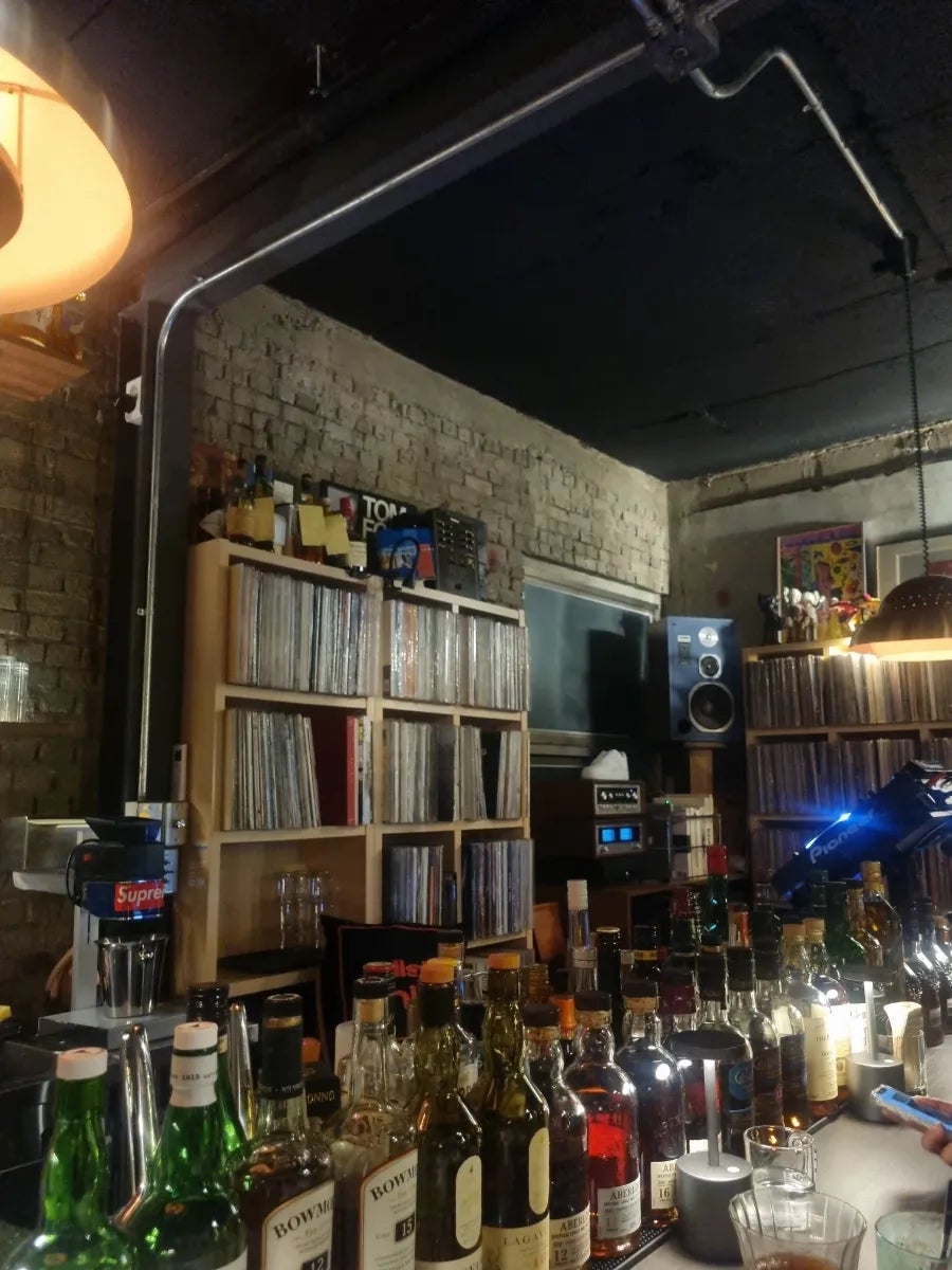 루츠 레코드 바(Roots Record Bar) 이미지