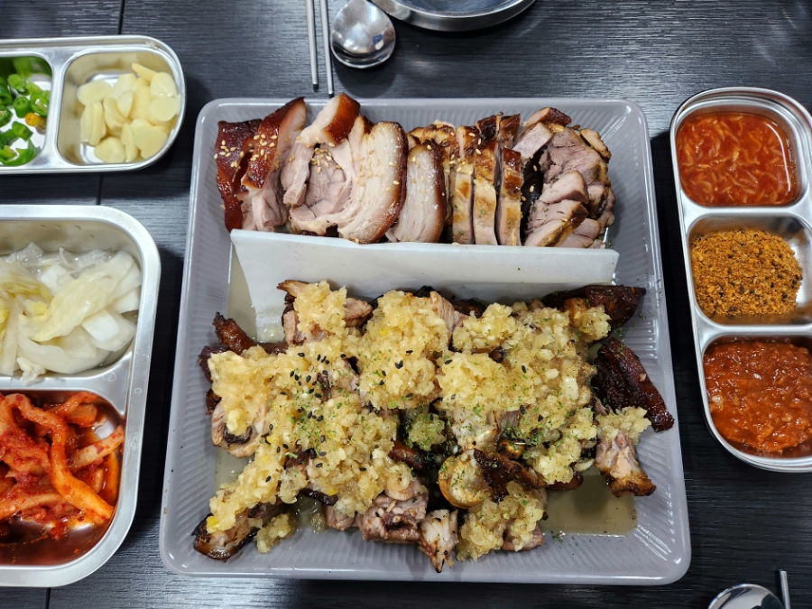 석아저씨족발 이미지