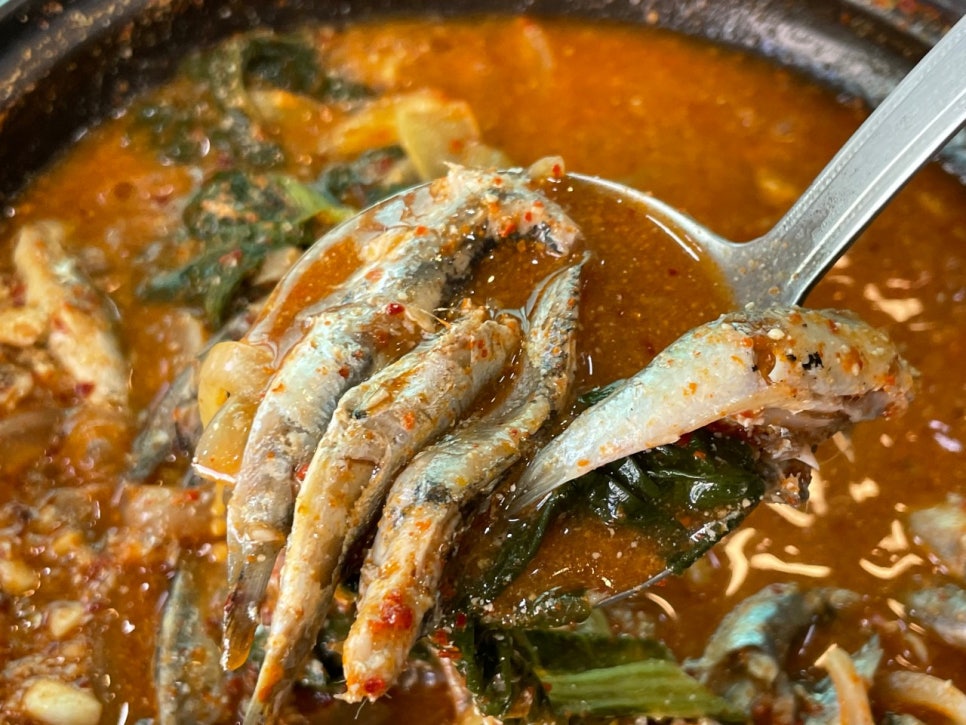 거제멸치쌈밥 이미지