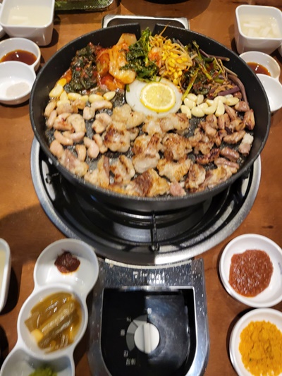 중간식당 이미지