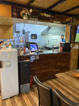 유진바베큐치킨 이미지