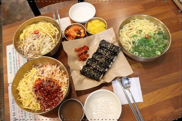 순진한칼국수 이미지