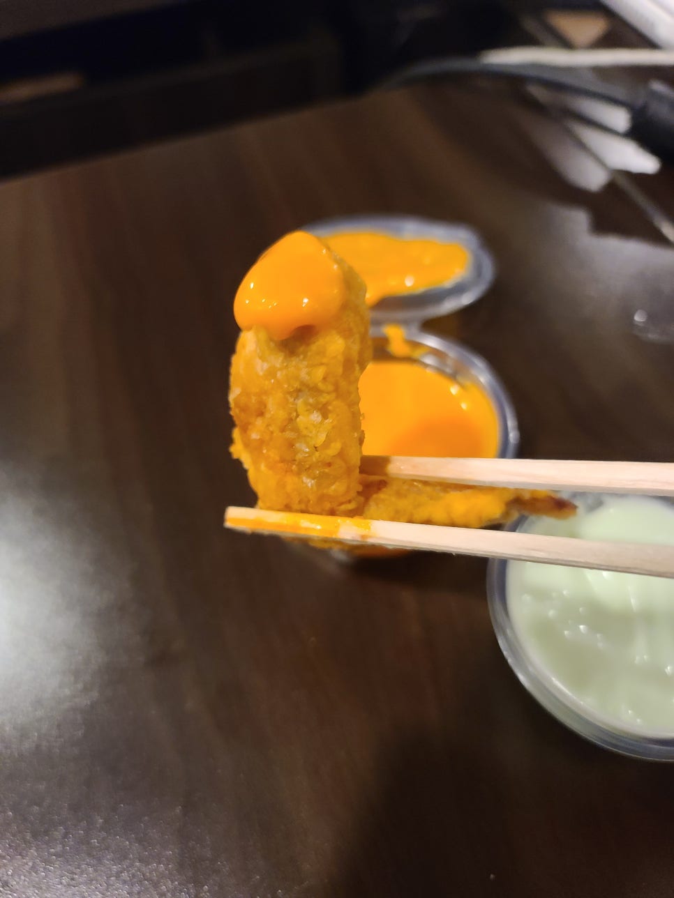 몽이두마리치킨 이미지