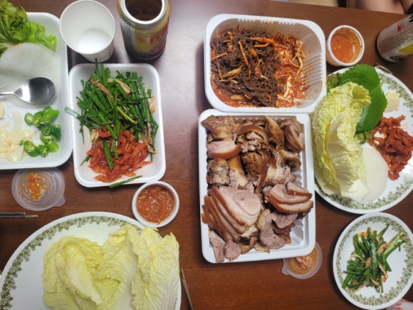 송고집왕족발 이미지