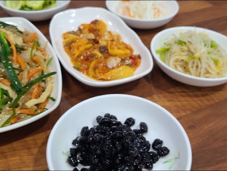 통영해물뚝배기 이미지