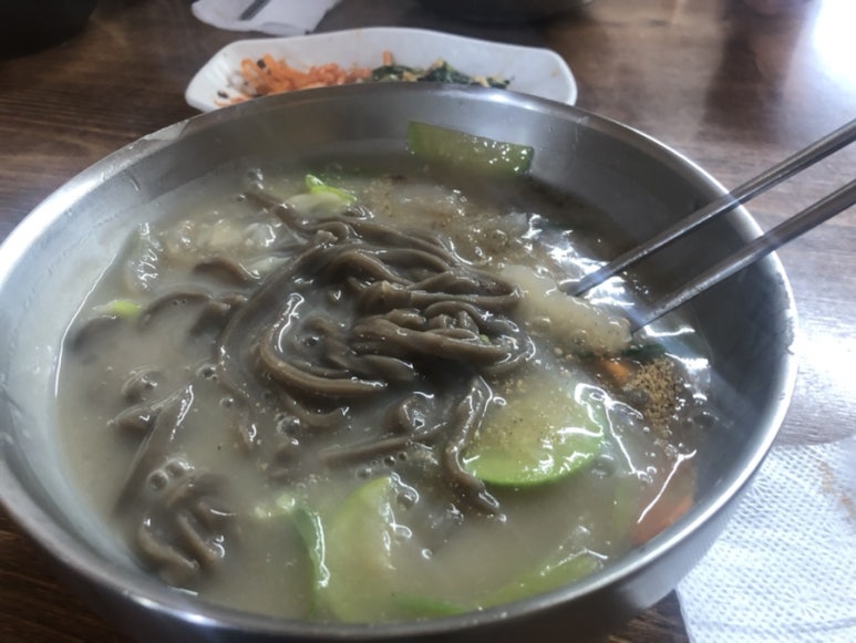 메밀밭옹심이칼국수 이미지