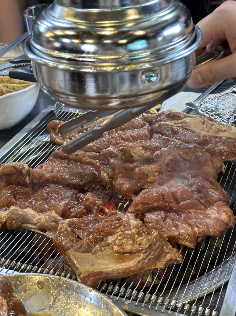 돈참숯갈비 이미지