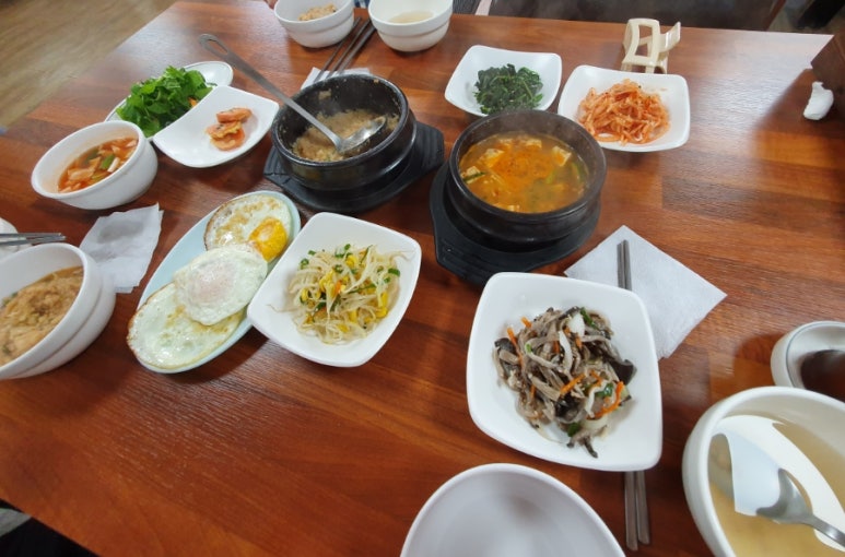 봄날의 보리밥 이미지