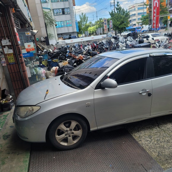 돌맞은차유리떼웁니다 이미지