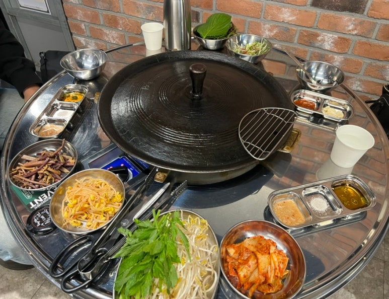 교대솥삼구 이미지