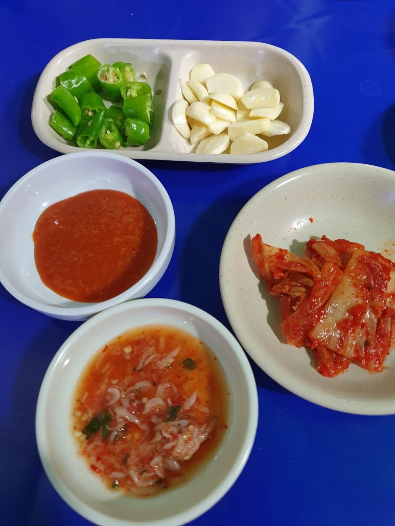 제주꿀꿀이족발 이미지