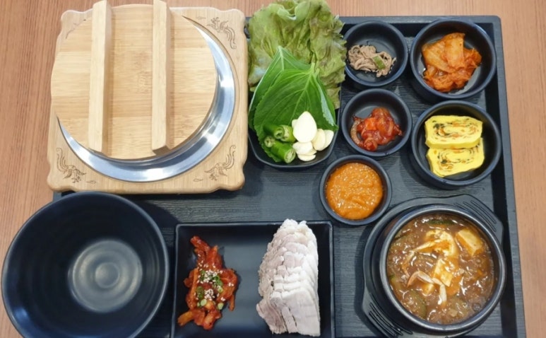 원할머니보쌈족발경산 이미지