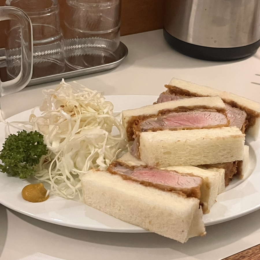 더육향 이미지