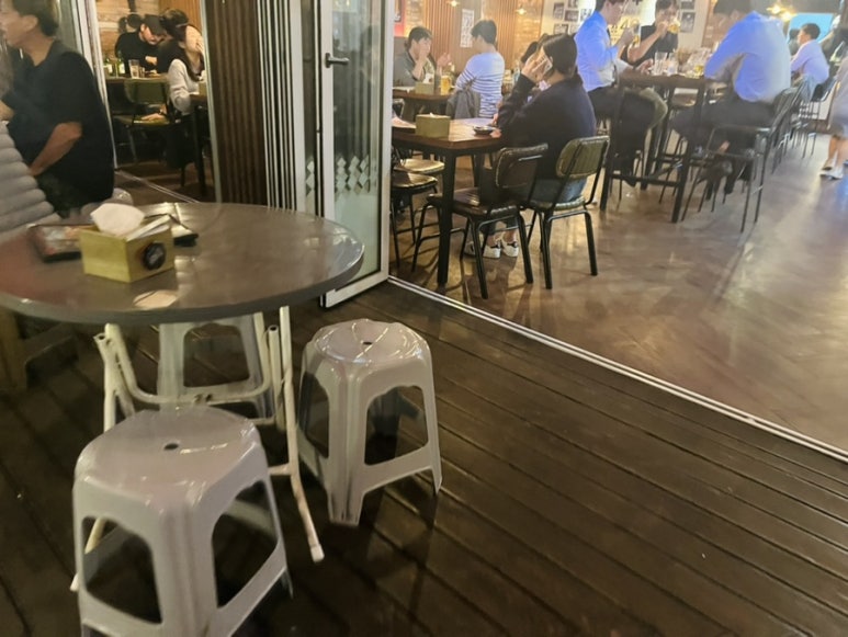 크라운호프세마역점 이미지