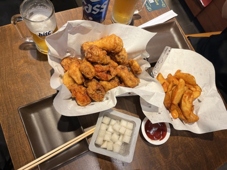 교촌치킨 명륜점 이미지