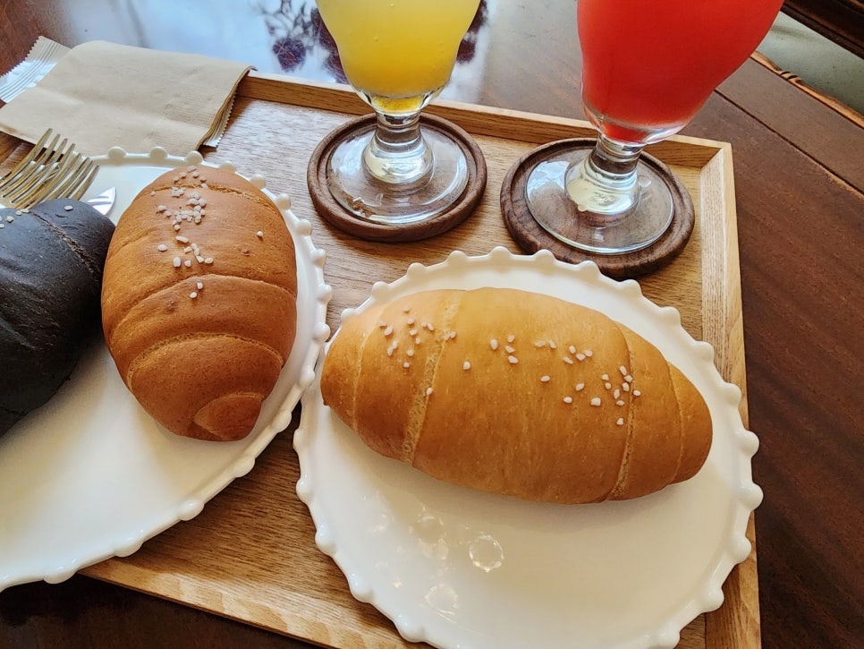 카페굽티크 이미지