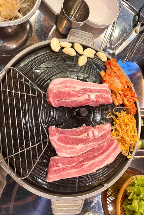 빨리와솥뚜껑삼겹살 이미지