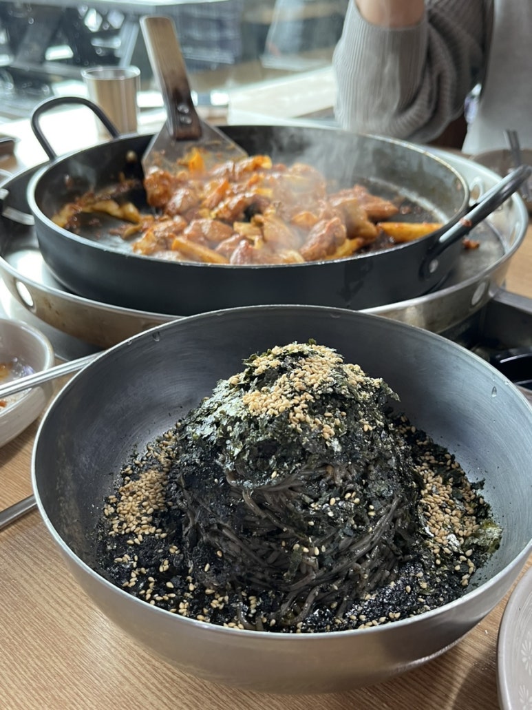메밀촌닭갈비막국수 이미지