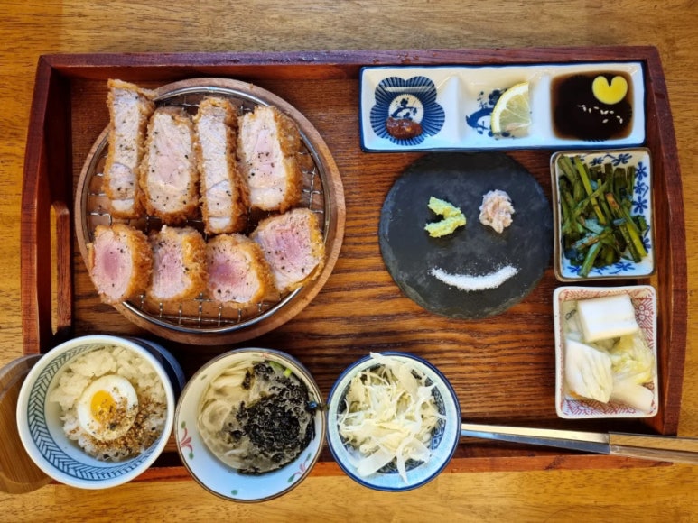 카츠업 이미지
