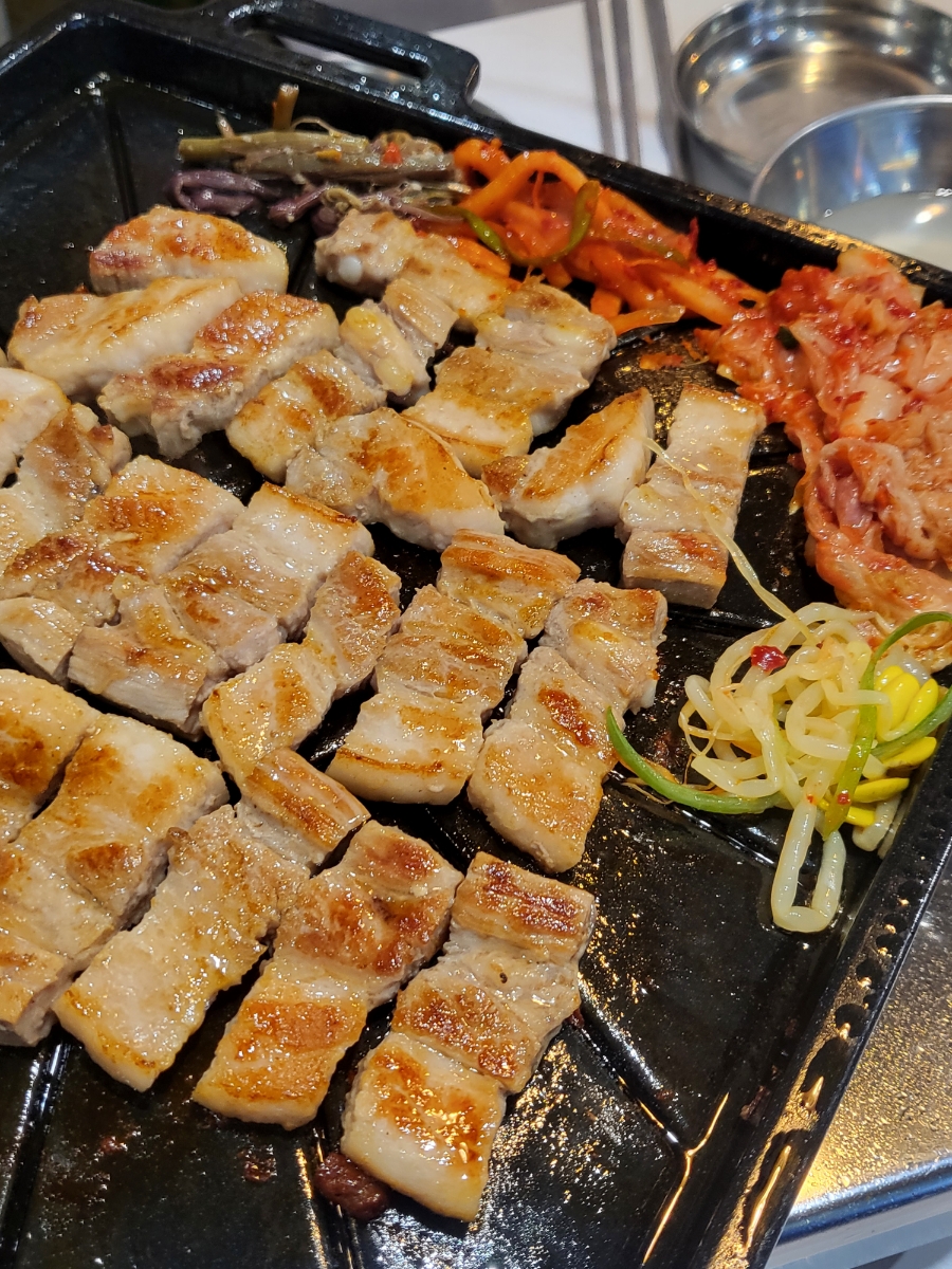 녹돈생삼겹 이미지