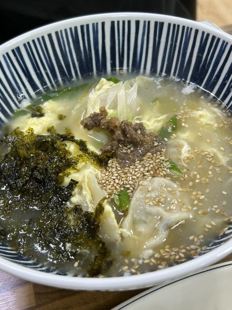 반할서문손만두 이미지